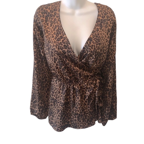 Lane Bryant Leopard Animal Print Faux Wrap Long Sleeve Shirt Top Size 16 - Picture 1 of 7